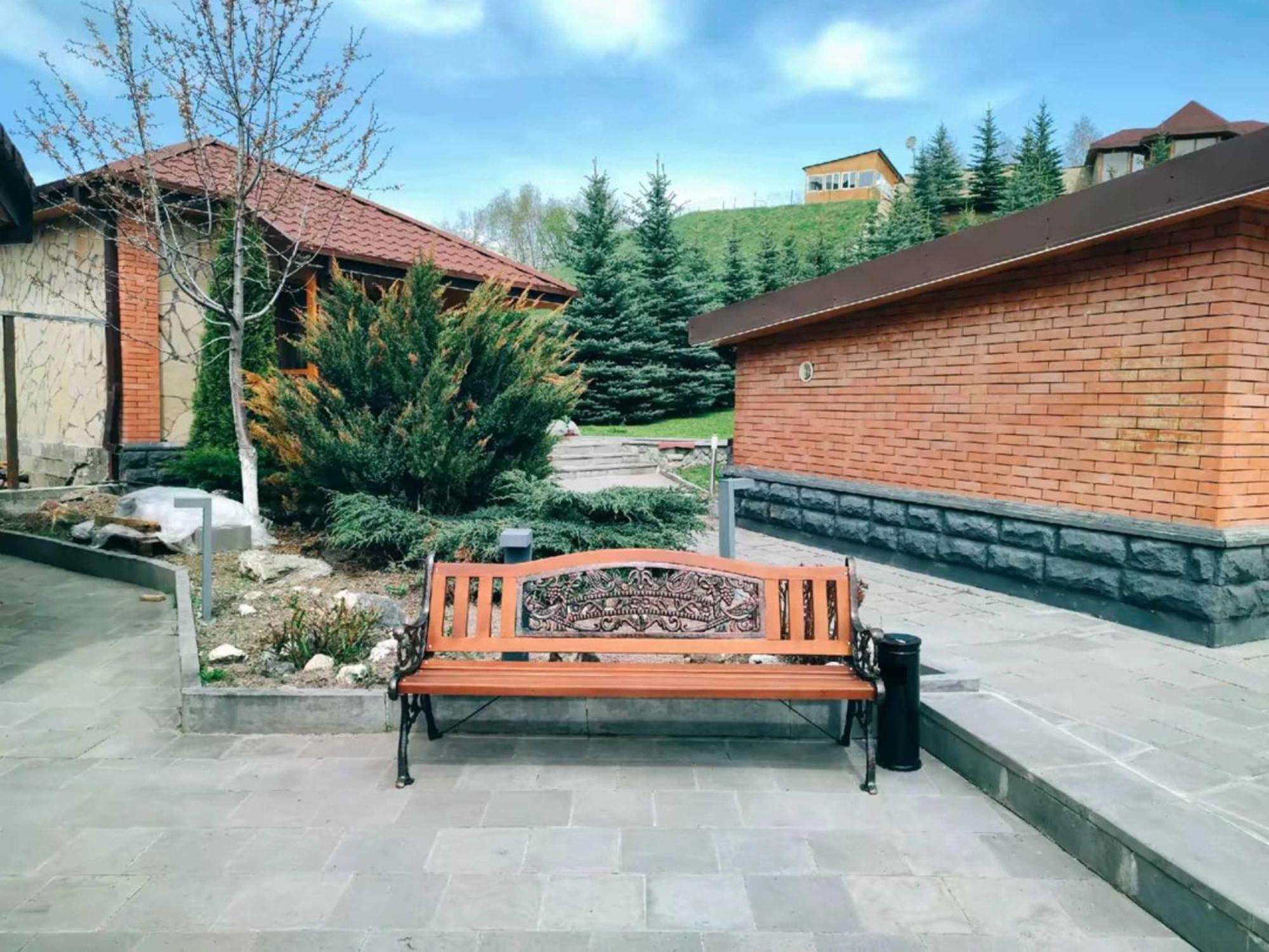 Vardisubani Villa 卡兹贝吉 外观 照片